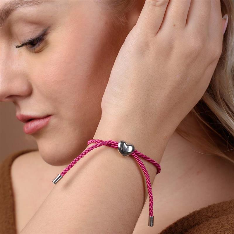 Wrist Wearing Alex And Ani Bracelets Www Alhudapk Alex And Ani