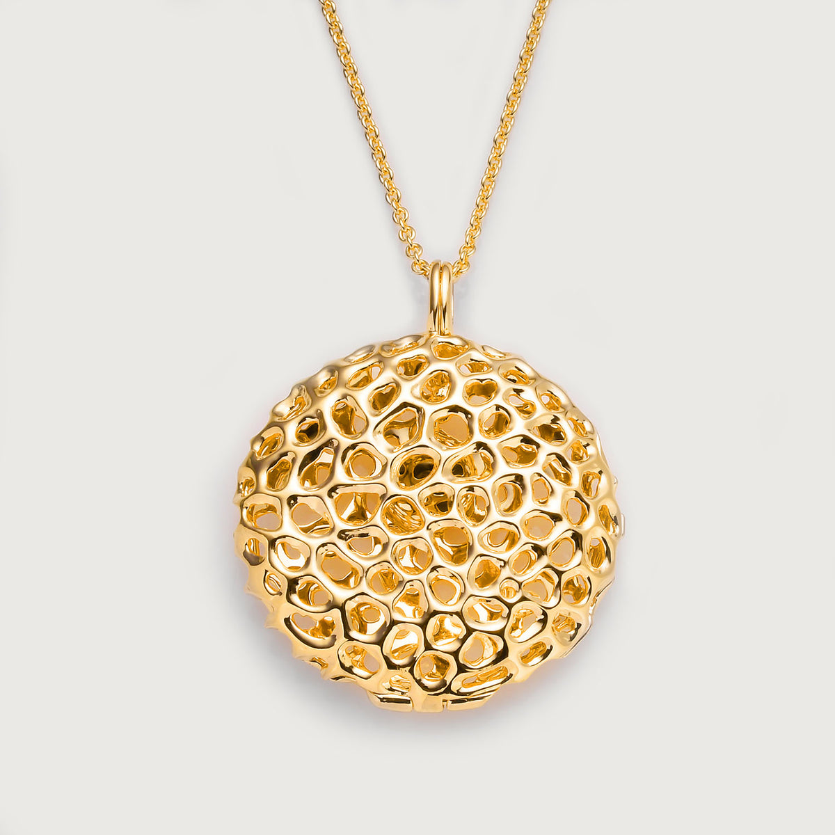 Lattice Disc Pendant FREE Chain