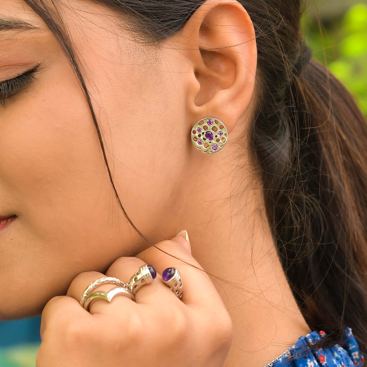 Lattice Disc Stud Earrings with Amethyst – RachelGalley