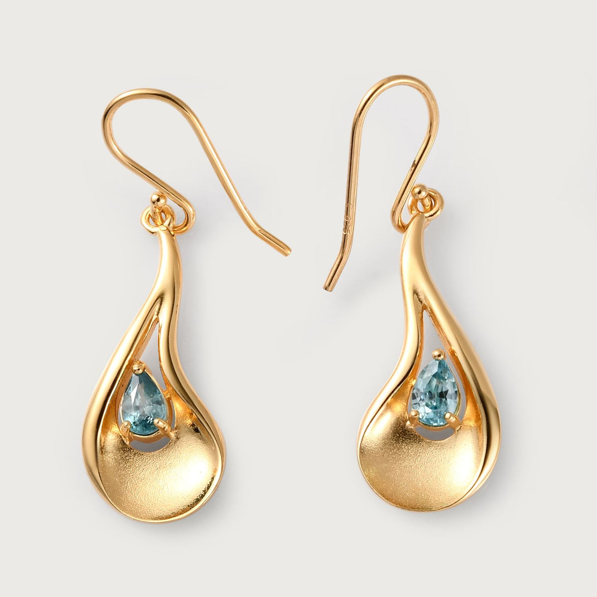 Sandblast Texture Wave Earrings Ratanakiri Zircon